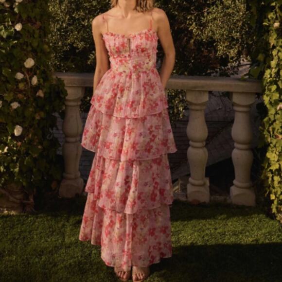 Astr Dresses & Skirts - ASTR The Label Vonnessa Pleated Tiered Maxi Dress pink coral multi - XL